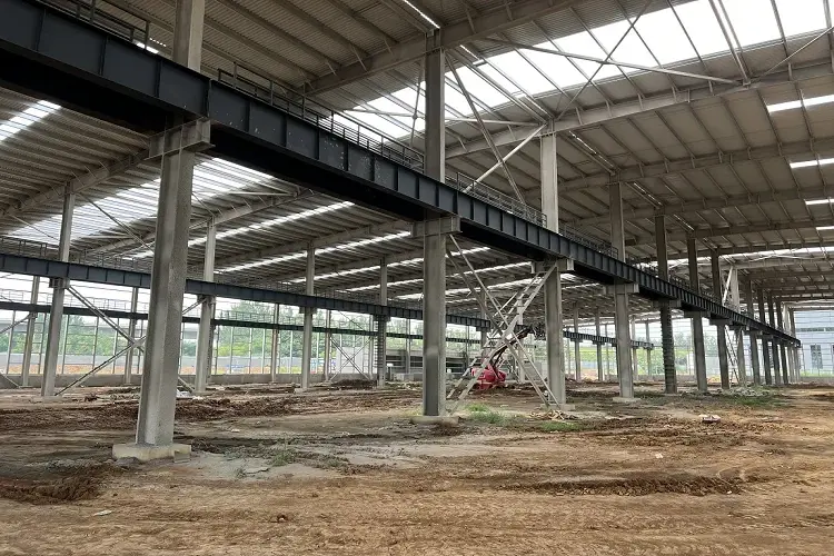 Wind resistant column 