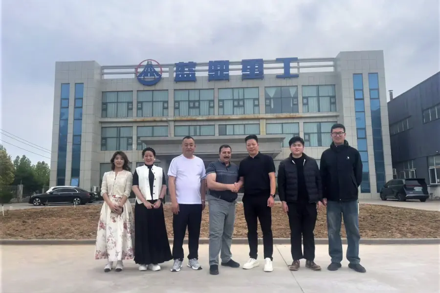 Empowering Overseas Projects through Customization: Palestinian Client Visits for Four-Story Steel Shopping Center Project Empowering Overseas Projects through Customization: Palestinian Client Visits for Four-Story Steel Shopping Center Project